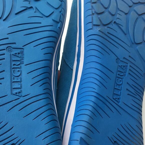 NIB Alegria Aaron Blue Suede Slip On Shoes - Size 43 EU 9.5 US (W US 13)